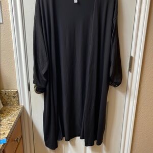 Black Long Sleeve Robe